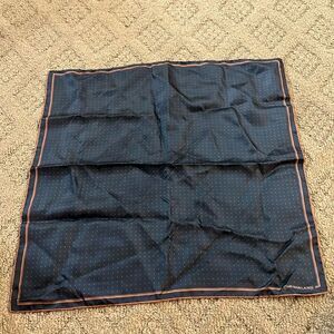 Chaps Ralph Lauren Gray Square Scarf | 18" x 19"